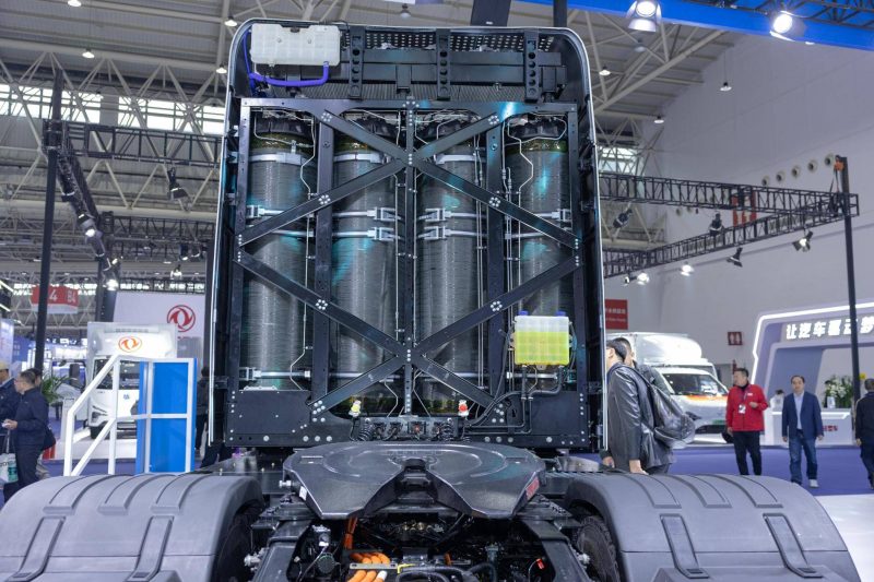 056acb1b0ed44a0aab308d1a9c233e4a