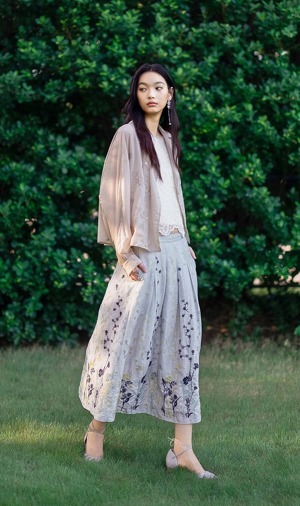 01b7dd1aa95549a6729cfe32720faf21